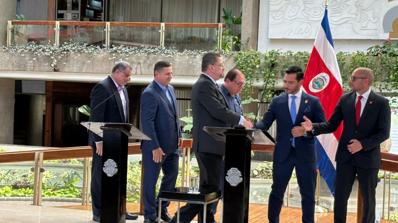 Liberty firma contrato de concesión y se alista para brindar 5G seguro y más potente