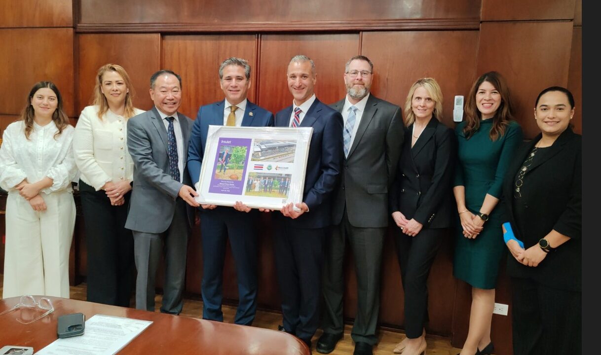 Empresa líder en dispositivos médicos para tratar la diabetes llega al país